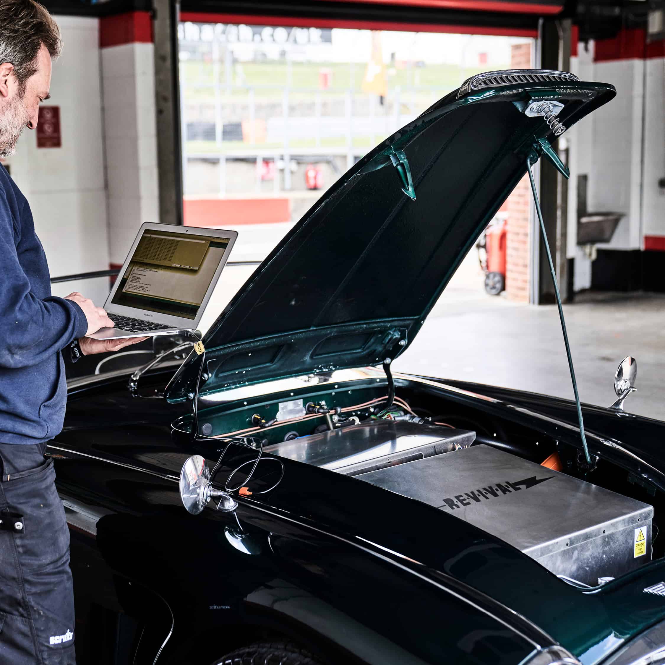 Electric Motor Conversions for Classic Cars Austin Healey 100 & 3000